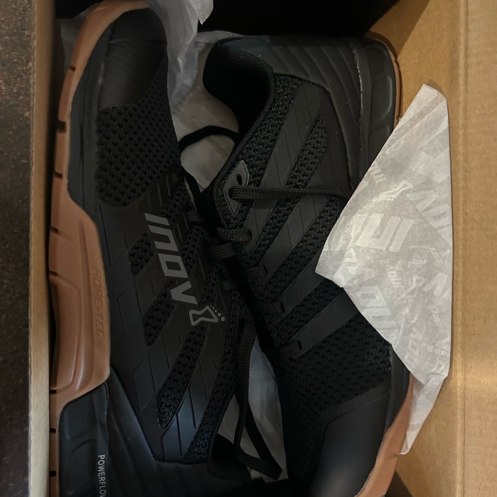 BRAND NEW Inov-8 F-Lite 260 V2 Black Trainers - Picture 2 of 6
